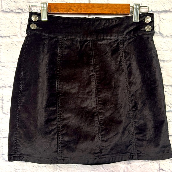 Free People Dresses & Skirts - Free People Velvet Mini Skirt